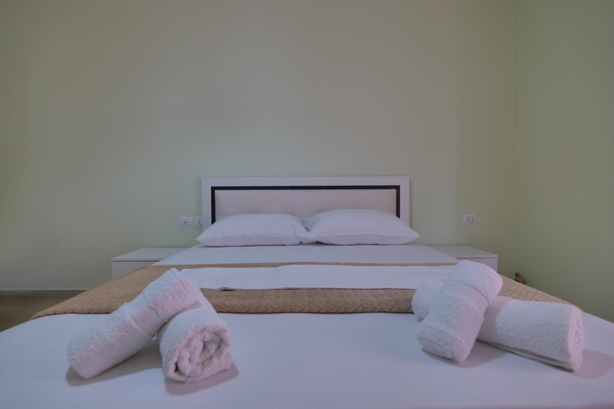 Noel Sea View Apartments Саранда Экстерьер фото